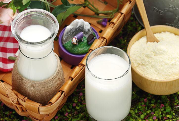 愛他美白金版真的好嗎？愛他美奶粉怎么沖？